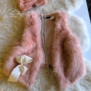 Pink fluffy kawaii faux fur vest